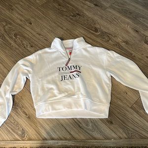 Cropped Tommy Hilfiger Long Sleeve Sweatshirt